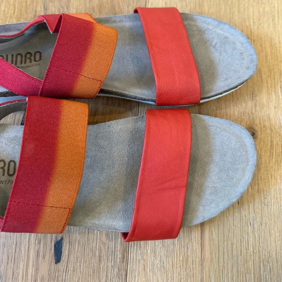 Munro ombré comfort sandal made in the USA - Picture 3 of 8